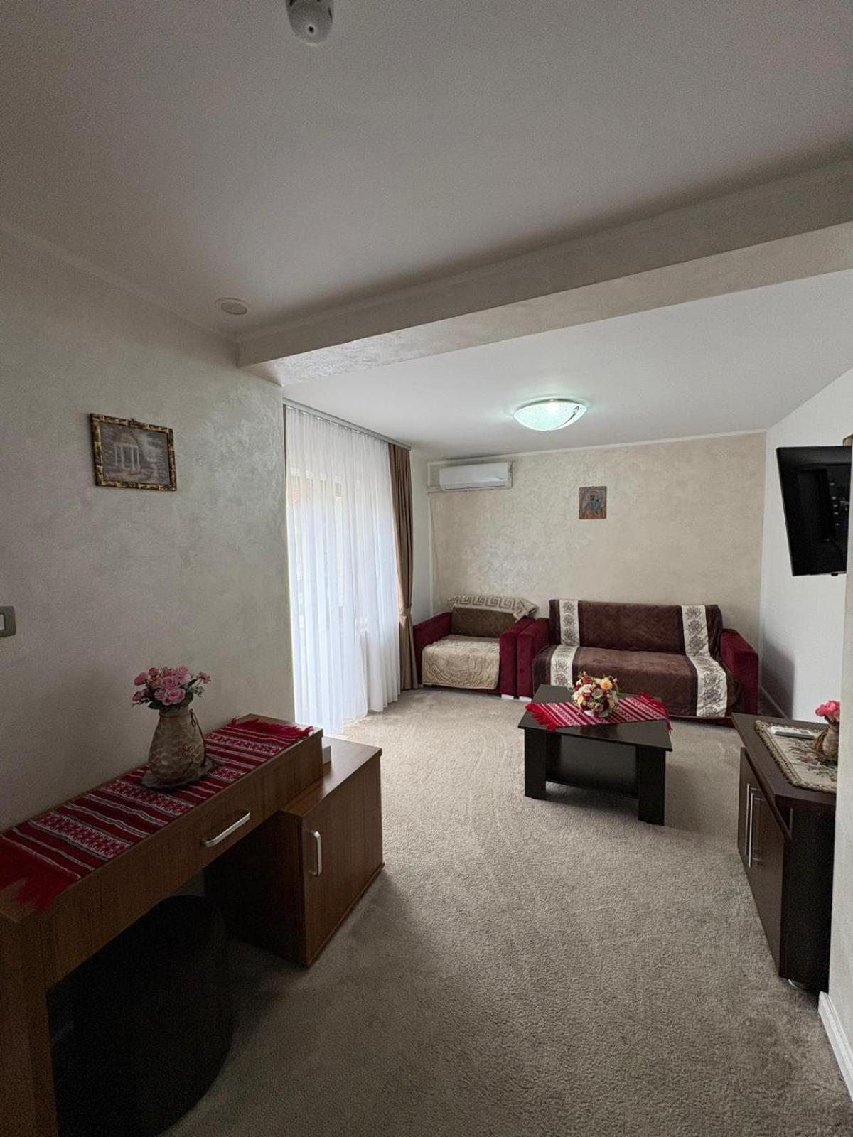 Pensiunea Andias Sucevita Bagian luar foto